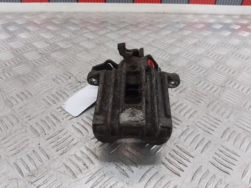 Суппорт задний правый Audi A3 8L (1996-2003)