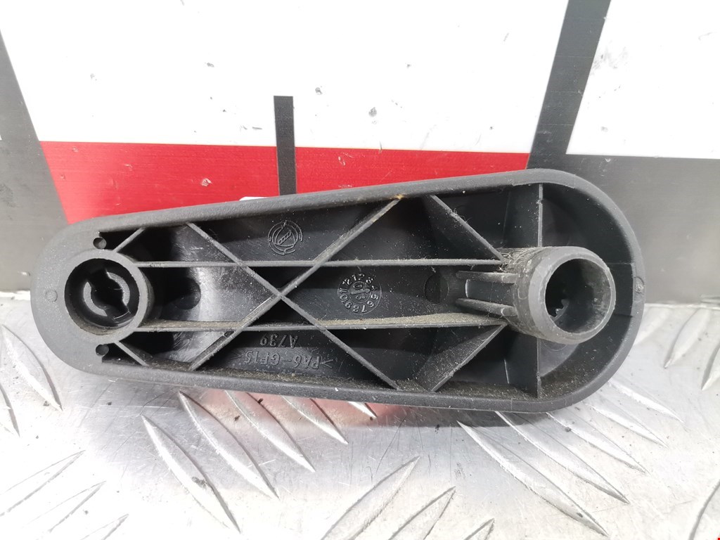 Ручка стеклоподъемника FIAT Stilo 2001-2010
