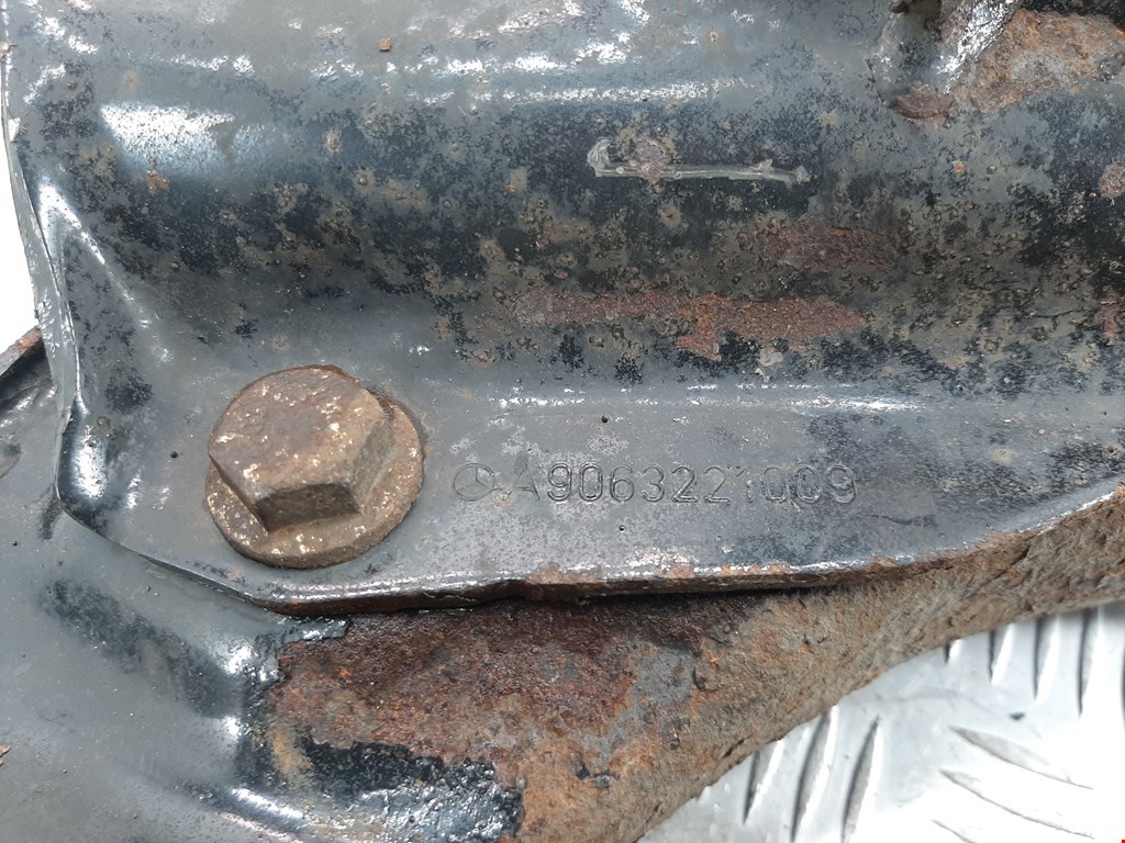 Рычаг передний левый MERCEDES-BENZ Sprinter 906 2006-2018