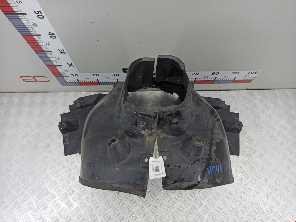 Локер (подкрылок) передний левый MERCEDES-BENZ C-Class C-klasse W204 2007-2015