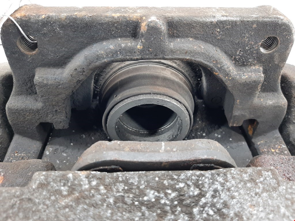 Суппорт передний левый BMW 6er E63/E64 2003-2011