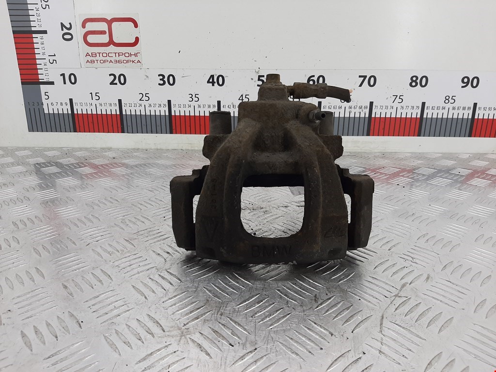 Суппорт передний правый Mini One Hatch 1 (R52) (2001-2007)