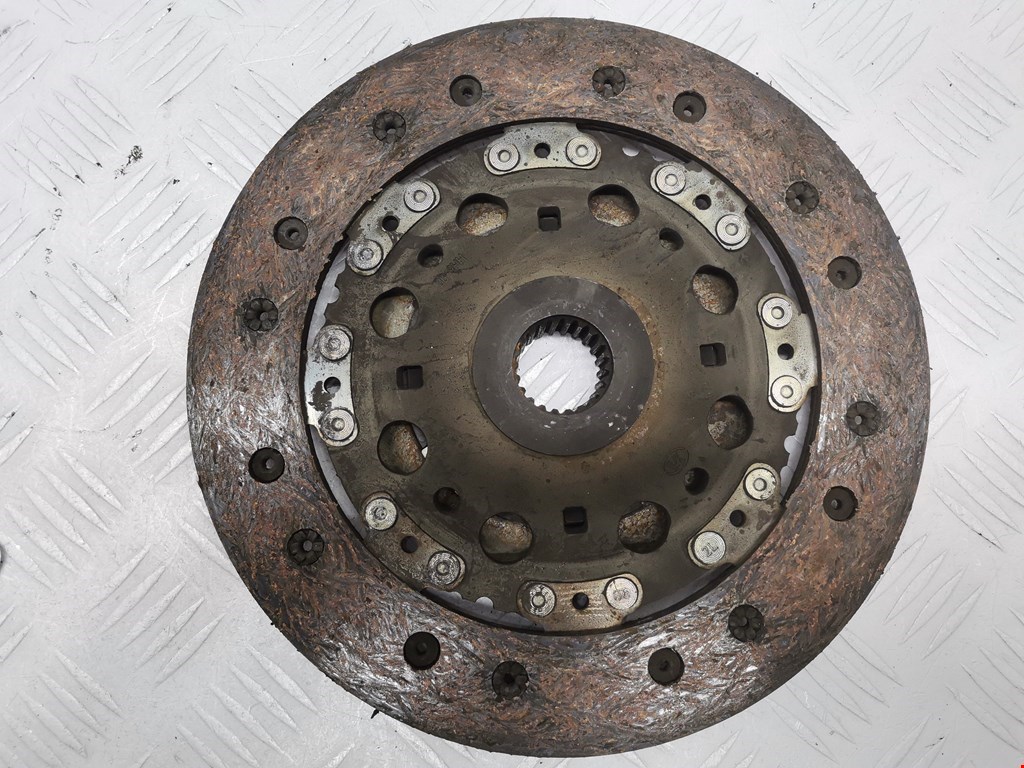 Маховик (демпфер сцепления) BMW 1er E81\E87 2004-2011