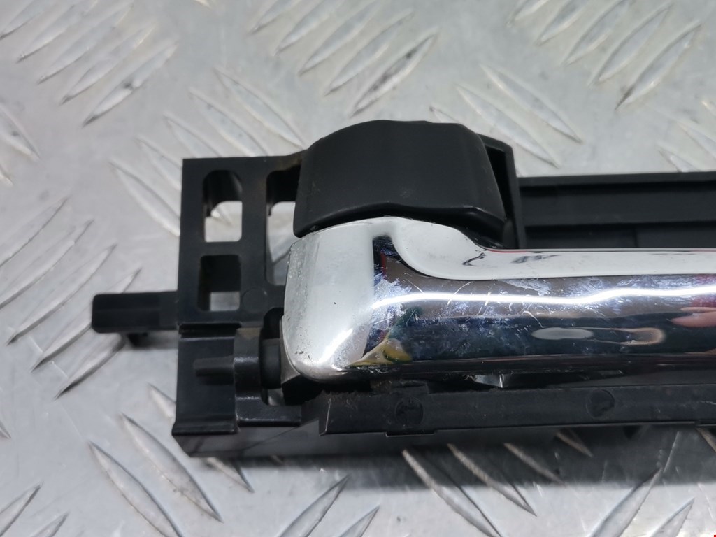 Ручка дверная передняя внутренняя левая SUZUKI SX4 2006-2014