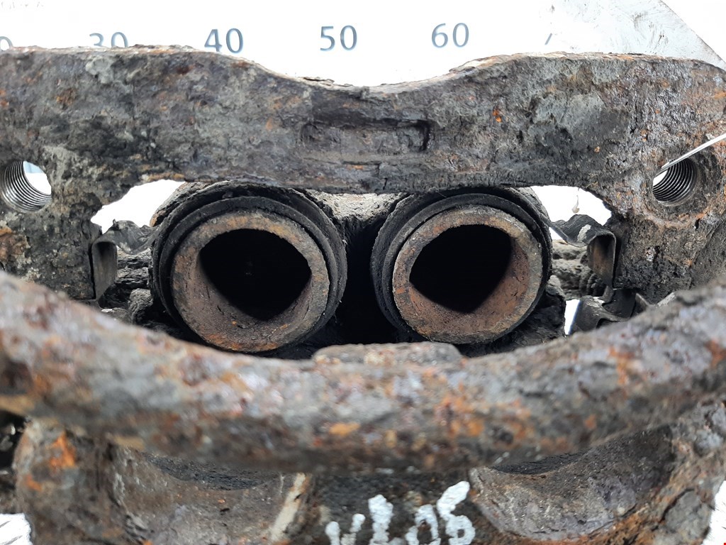 Суппорт передний левый FORD Ranger 2006-2012