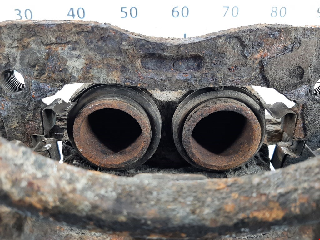 Суппорт передний левый FORD Ranger 2006-2012