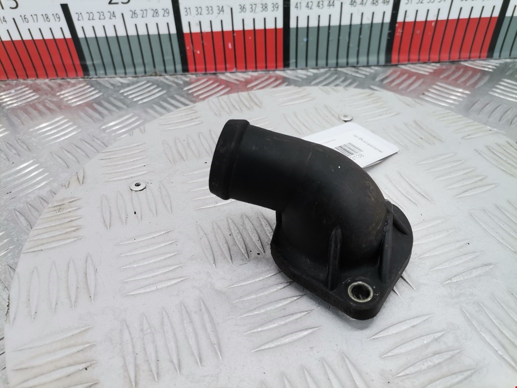 Корпус термостата AUDI A4 B5 1995-2001