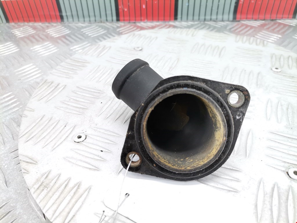 Корпус термостата AUDI A4 B5 1995-2001