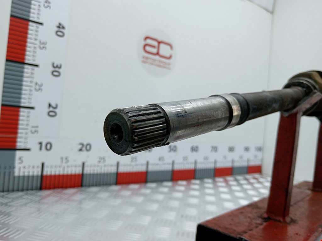 Полуось (привод, приводной вал) передняя правая CITROEN Berlingo 1996-2012