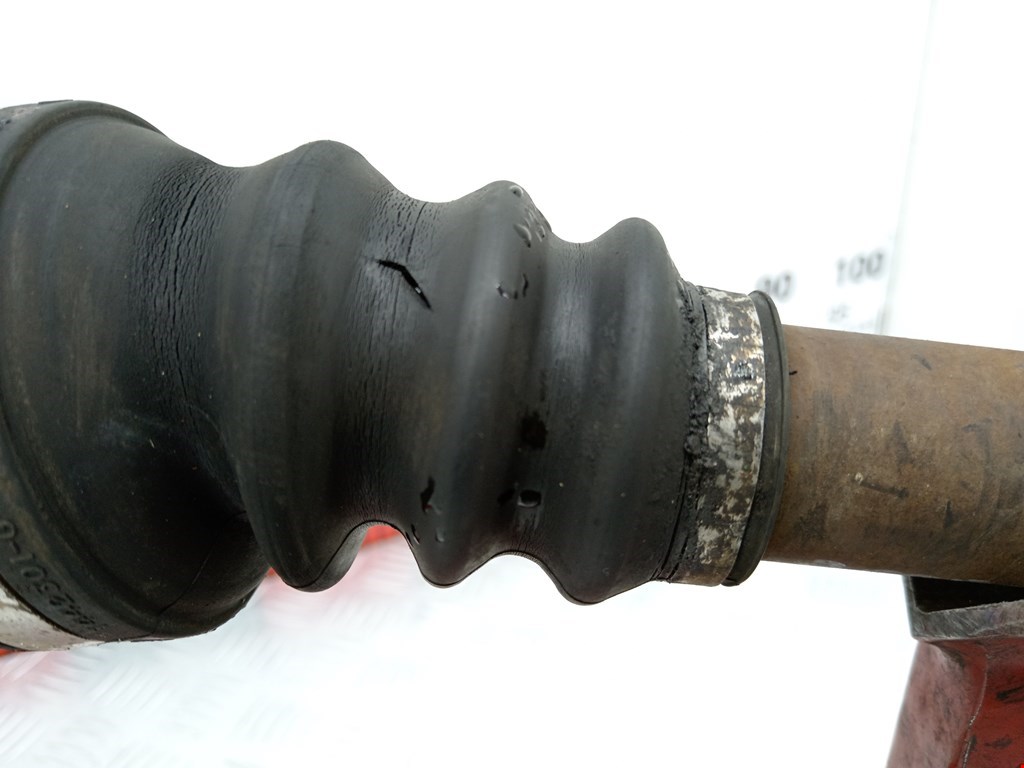 Полуось (привод, приводной вал) передняя правая CITROEN Berlingo 1996-2012