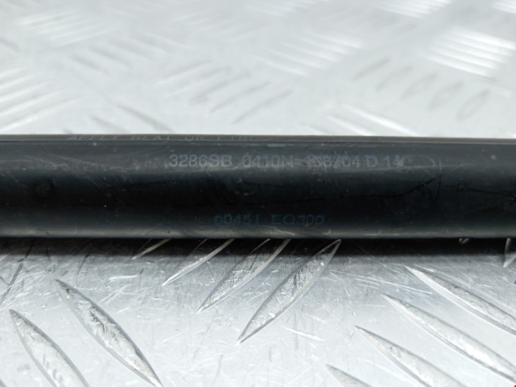 Амортизатор крышки (двери) багажника NISSAN X-Trail T30 2000-2007