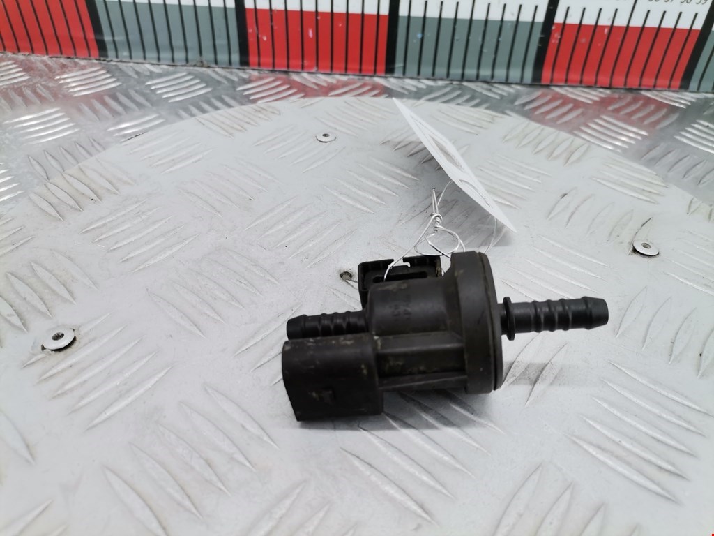 Клапан вентиляции топливного бака AUDI A6 C6 2004-2010