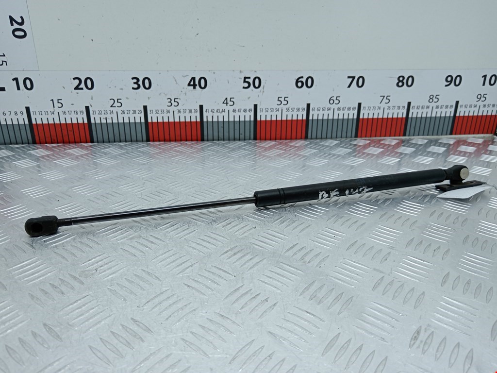 Амортизатор капота Opel Omega B (1994-2004)