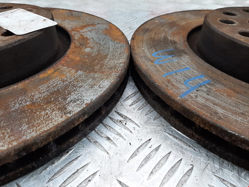 Диск тормозной передний VOLKSWAGEN Passat B6 2005-2011