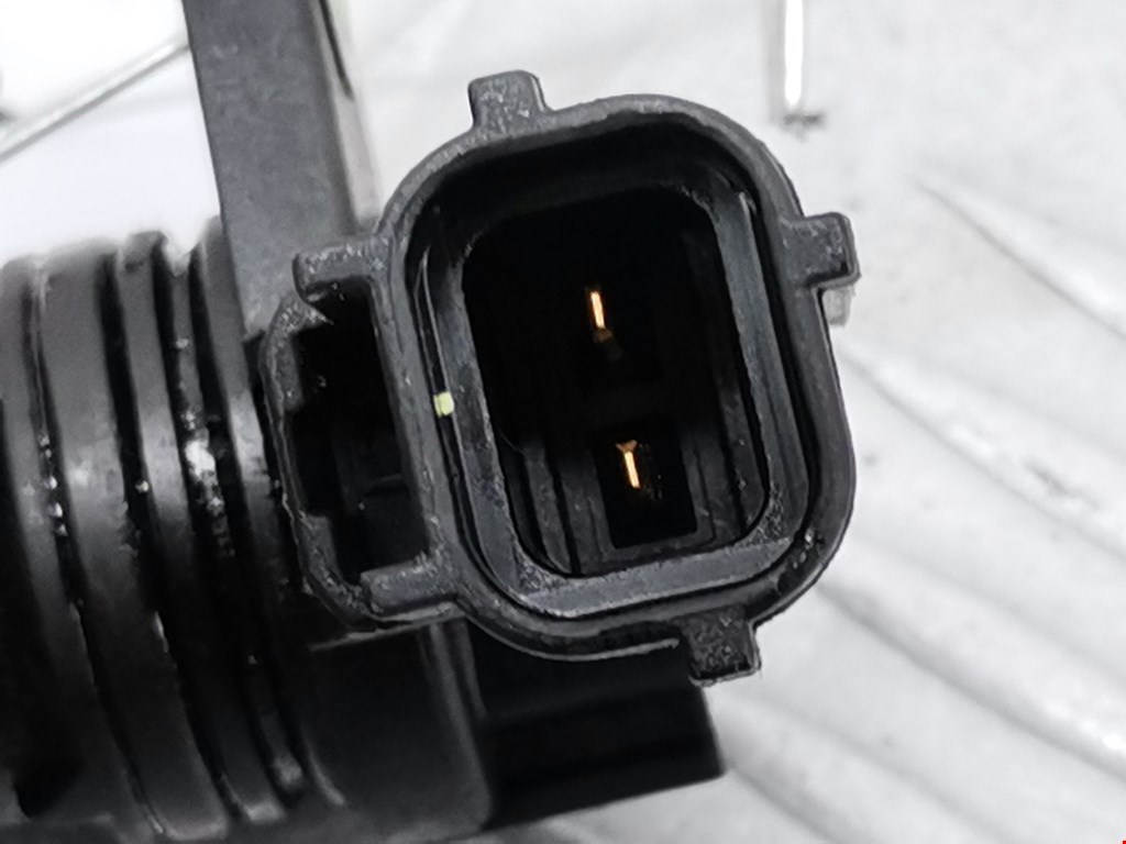 Датчик положения распредвала FORD Focus II 2005-2011