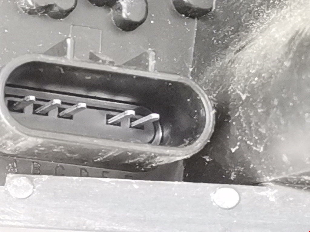 Фонарь задний внутренний левый OPEL Insignia 2008-2017