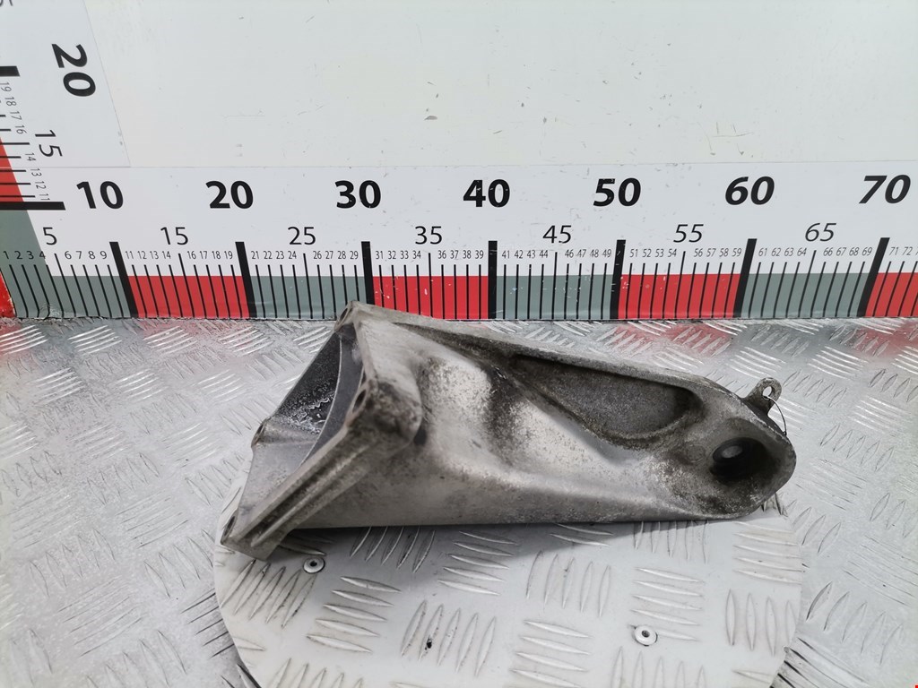 Кронштейн (крепление лапа) двигателя BMW X3 (E83) (2003-2010)