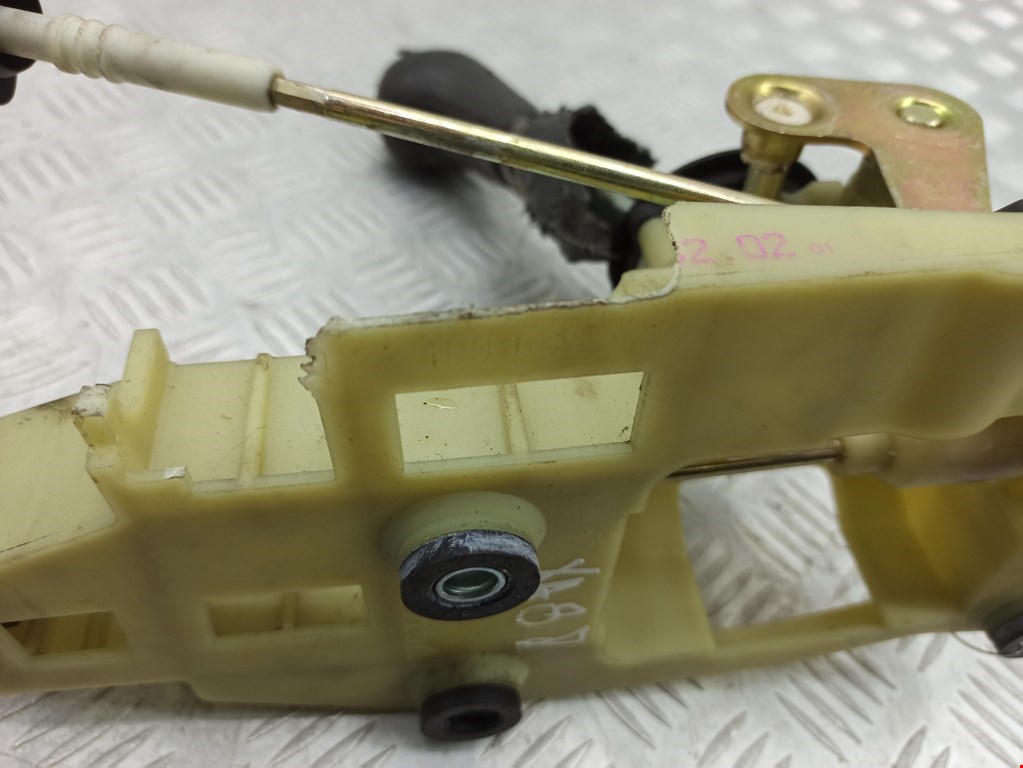 Кулиса (селектор) АКПП/МКПП в салоне VOLVO V70 II 2000-2007