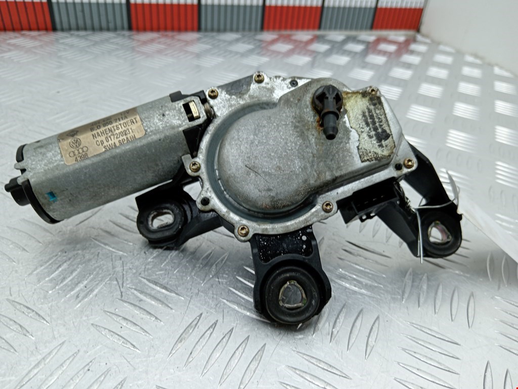 Моторчик стеклоочистителя задний AUDI A4 B5 1995-2001