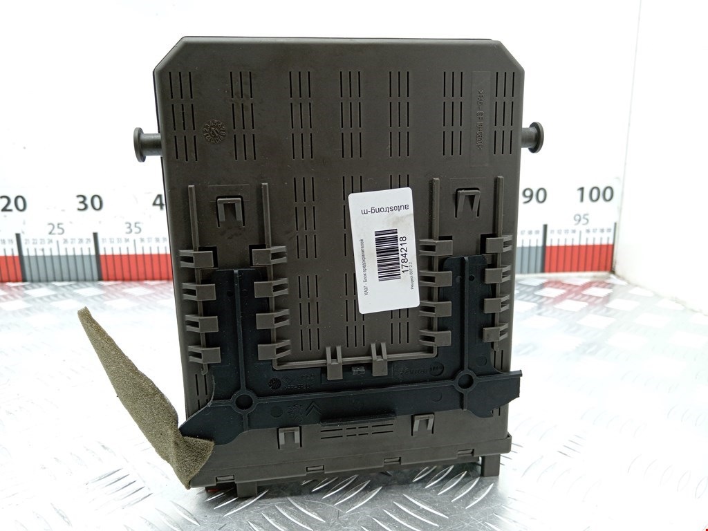 Датчик уровня в бачок омывателя PEUGEOT 607 2000-2010