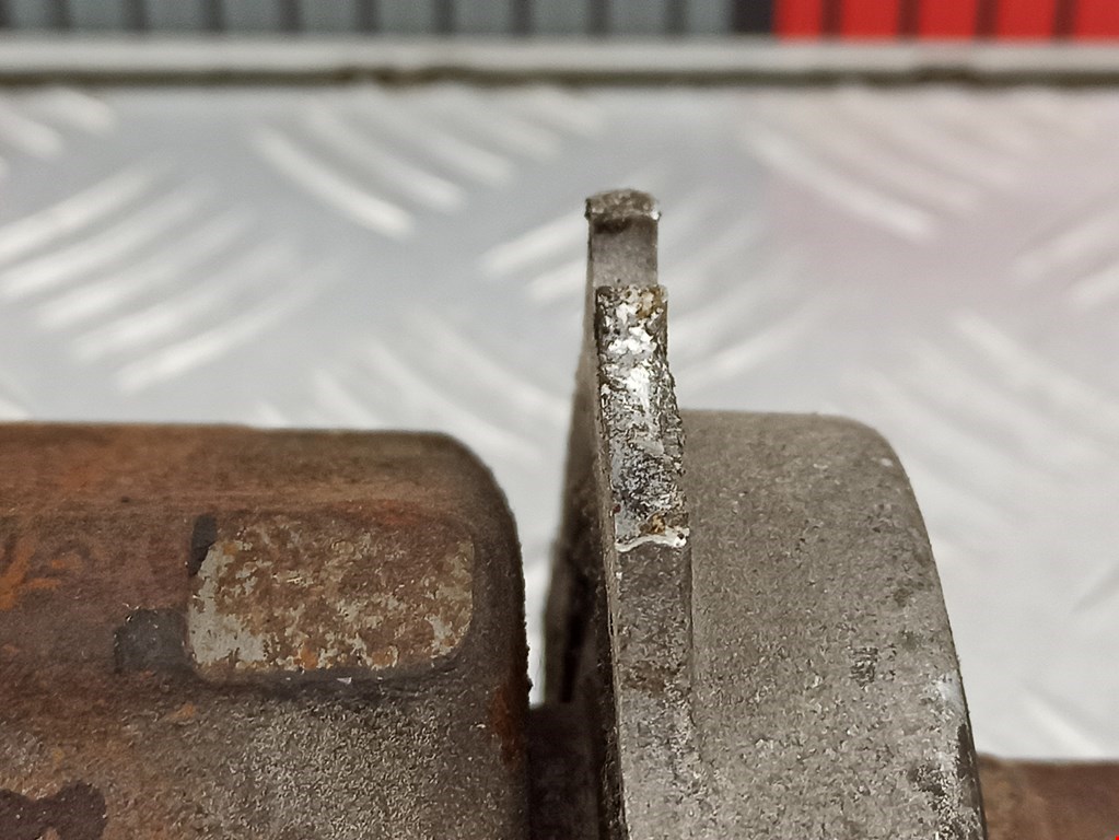 Полуось (привод, приводной вал) передняя правая VOLVO S60 II 2010-2018