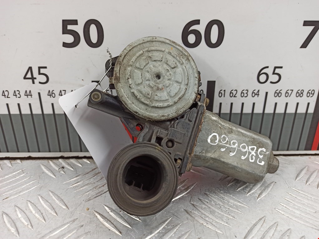 Моторчик (двигатель) стеклоподъемника TOYOTA Camry XV30 2001-2006