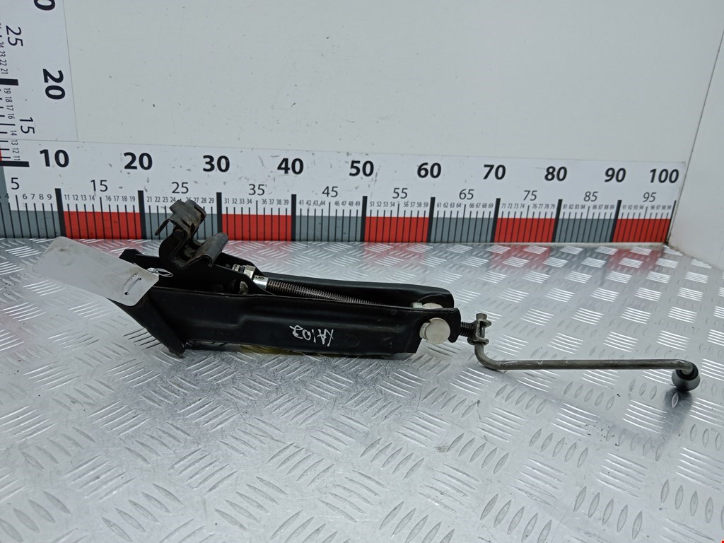 Домкрат SKODA Fabia MK1 1999-2006