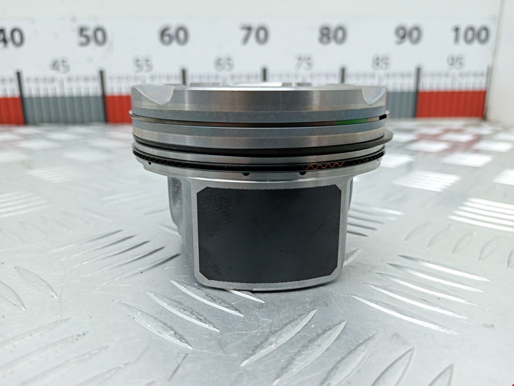 Поршень MINI Clubman Estate F54 2016-н.в.