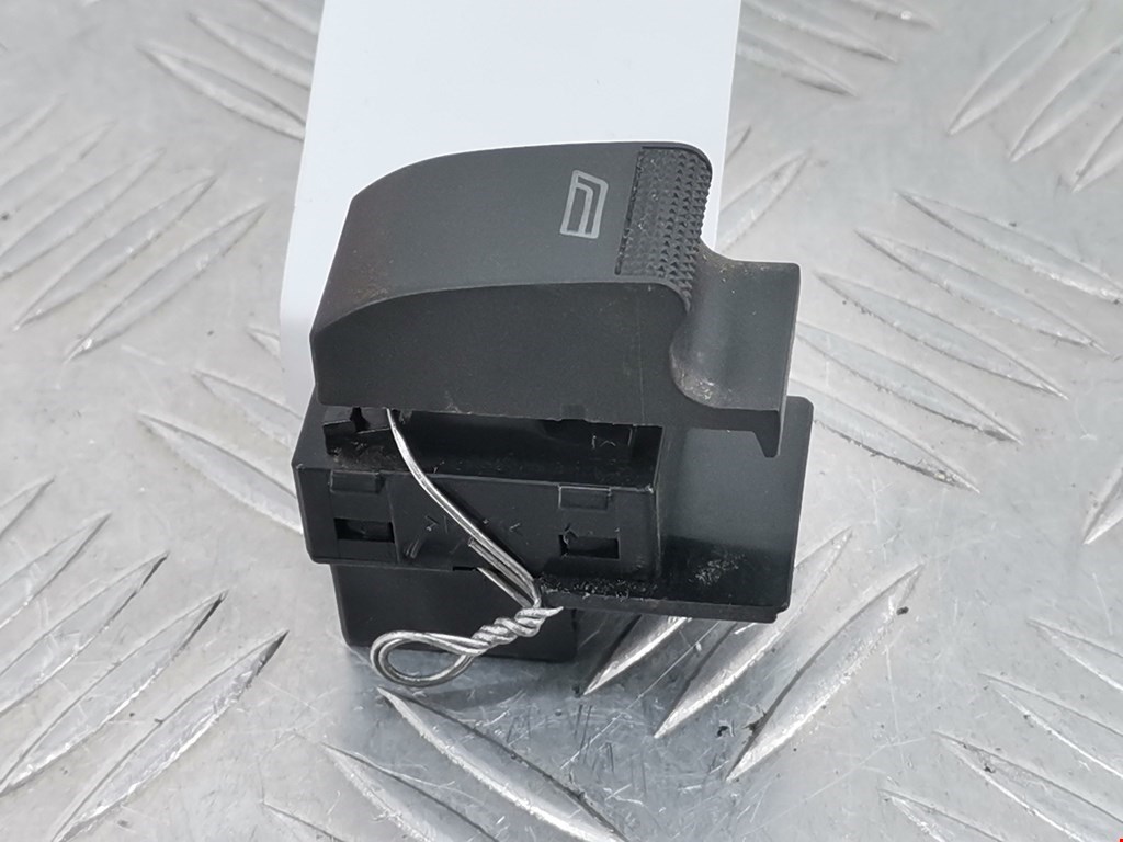 Кнопка стеклоподъемника AUDI A3 8L 1996-2003