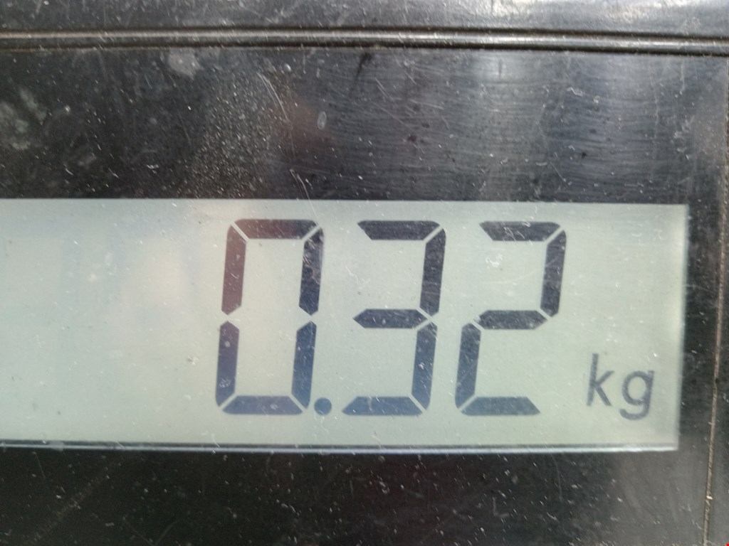 Петля капота левая/правая VOLKSWAGEN Passat B5 1997-2005