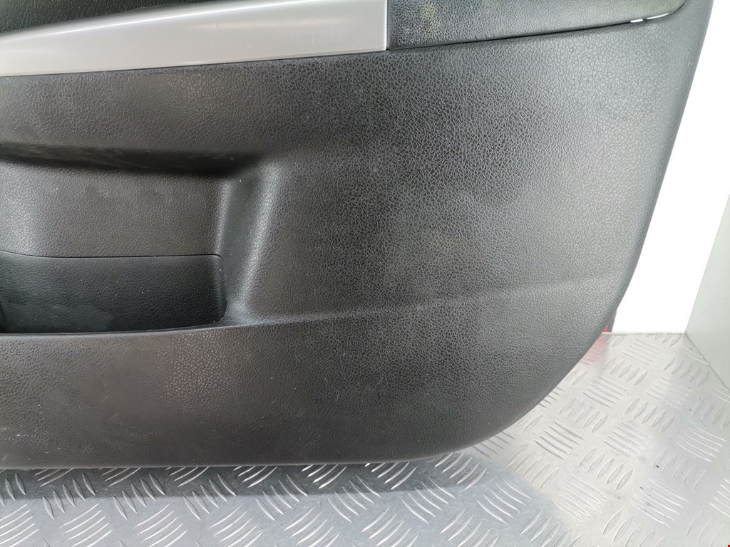 Обшивка двери передняя правая SUBARU Impreza 2007-2011