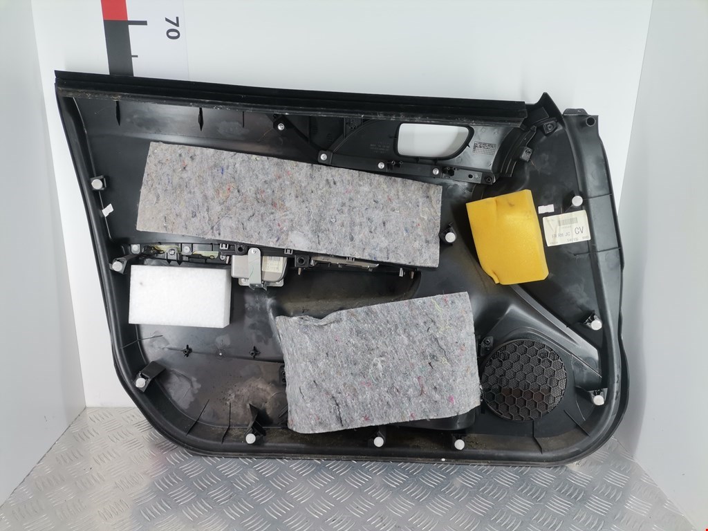 Обшивка двери передняя правая SUBARU Impreza 2007-2011