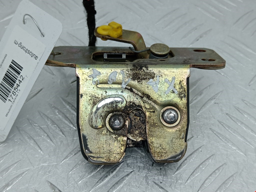 Замок багажника (крышки двери) MITSUBISHI Carisma 1995-1999