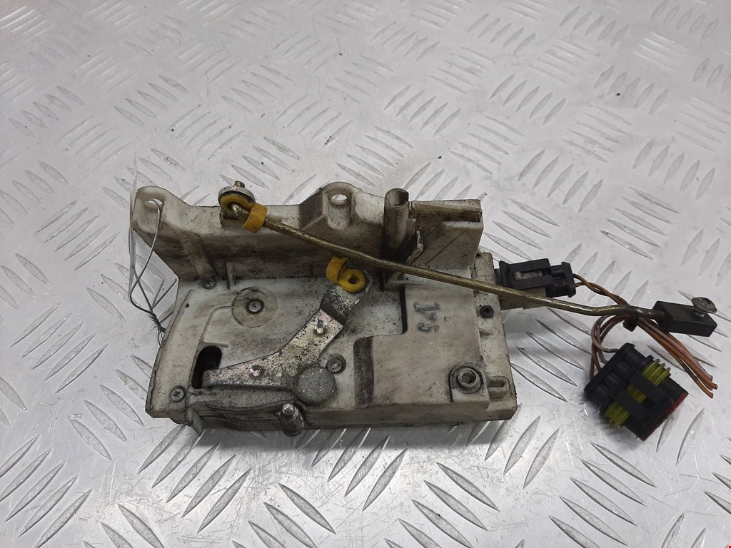 Замок двери передней правой IVECO EuroCargo III 2008-2015