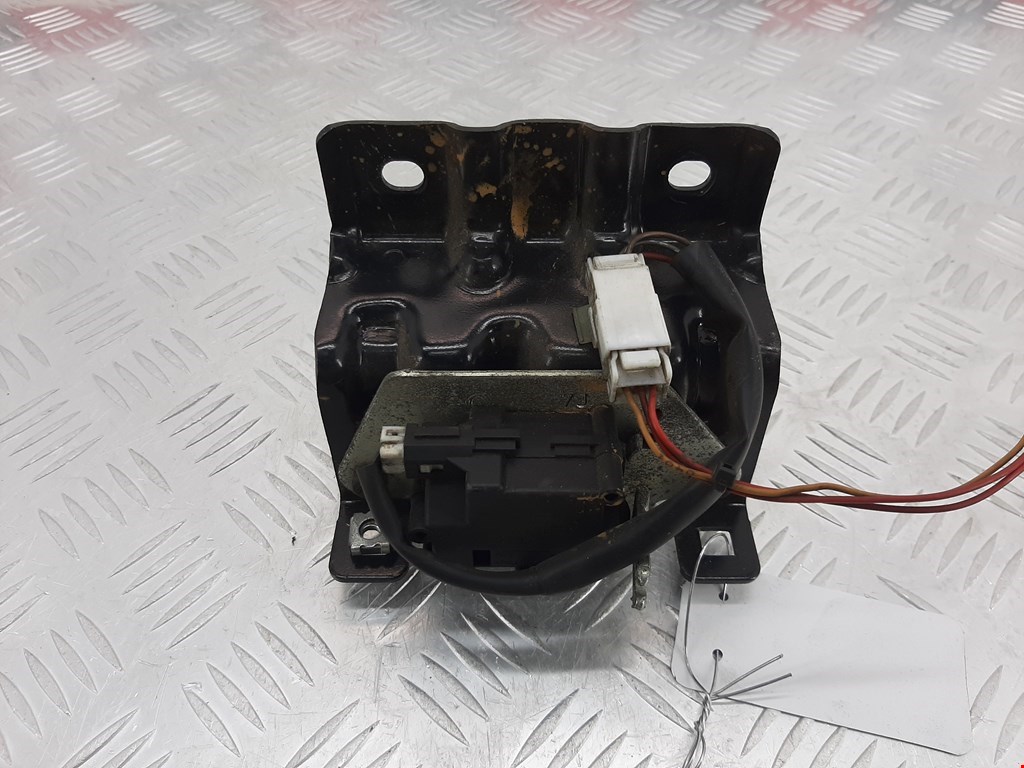 Замок багажника (крышки двери) CITROEN Nemo 2008-2015