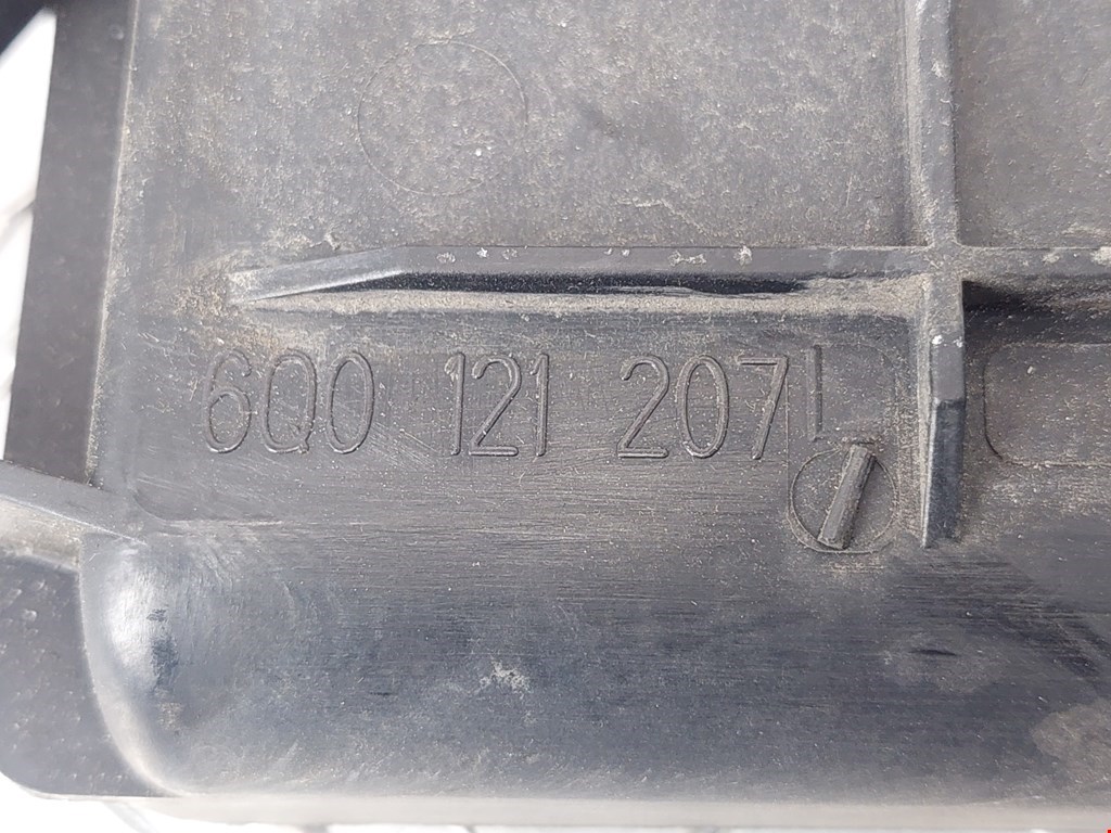 Вентилятор радиатора основного SEAT Ibiza 2002-2008