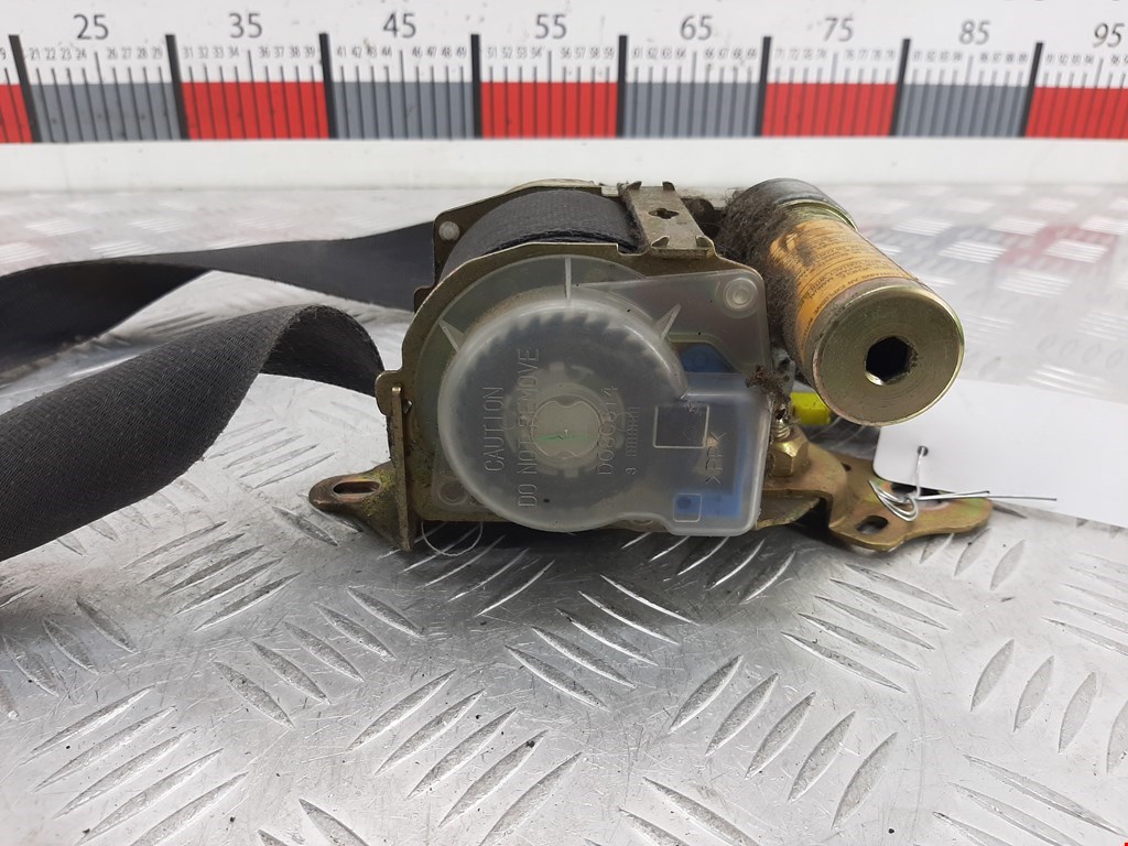 Ремень безопасности передний правый TOYOTA Hilux VII AN10 AN 20 AN30 2005-2015