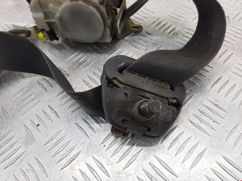 Ремень безопасности передний правый TOYOTA Hilux VII AN10 AN 20 AN30 2005-2015