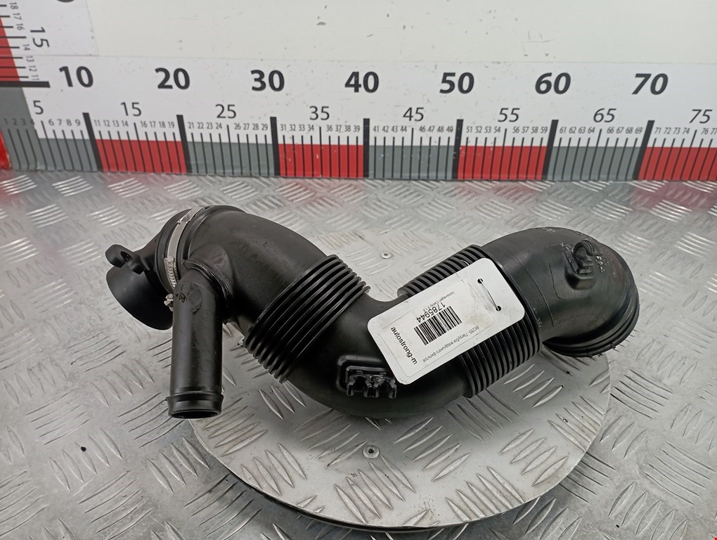 Патрубок воздушного фильтра (гофра инжектора) Volkswagen Caddy 3 (2004-2015)