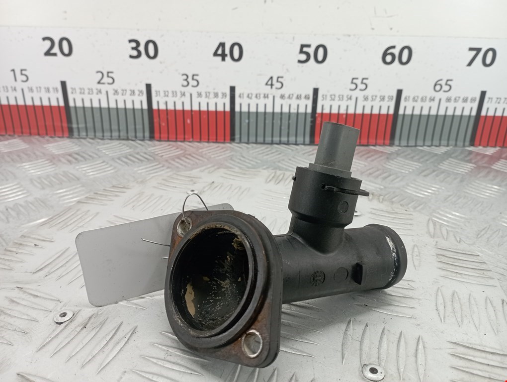 Корпус термостата VOLKSWAGEN Caddy III 2004-2015