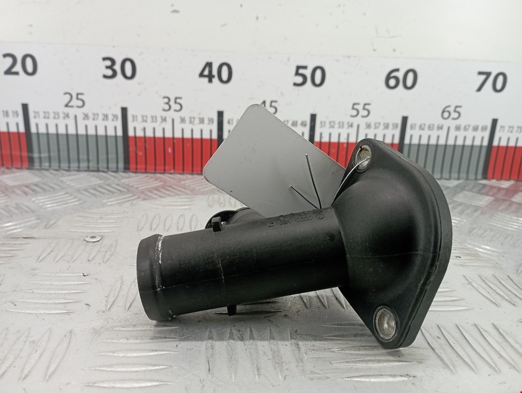 Корпус термостата VOLKSWAGEN Caddy III 2004-2015