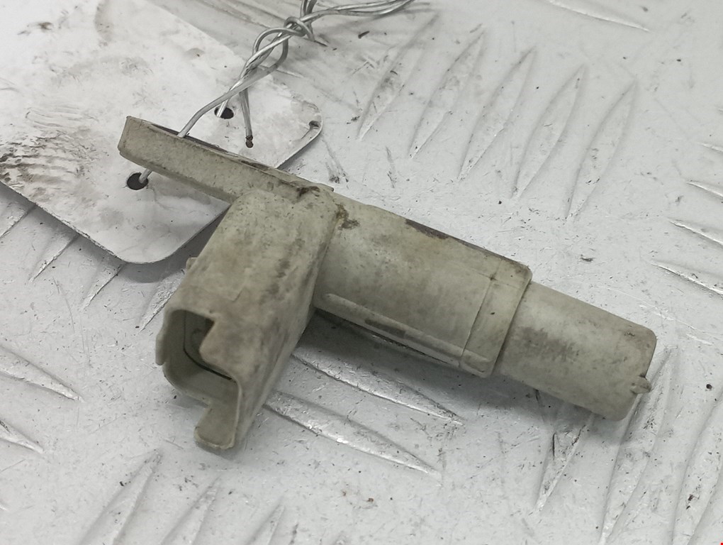 Датчик положения распредвала FORD Fiesta 2008-2012