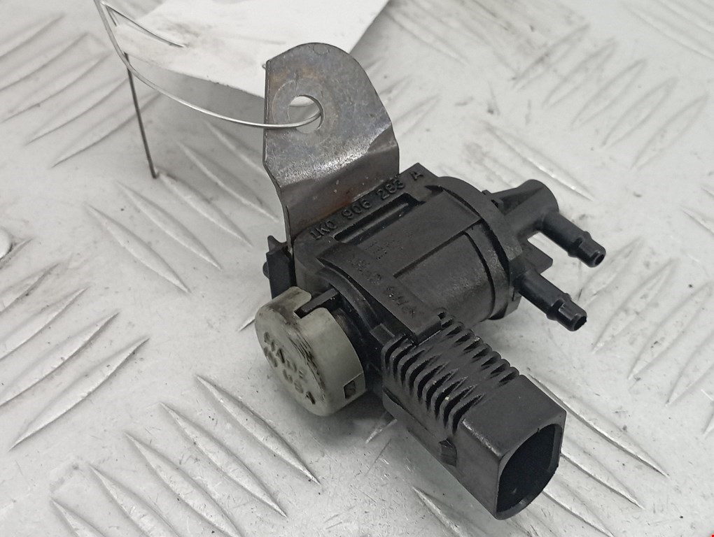 Клапан воздушного фильтра Volkswagen Caddy 3 (2004-2015)