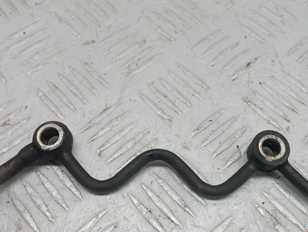 Трубка топливная TOYOTA Hilux VII AN10 AN 20 AN30 2005-2015