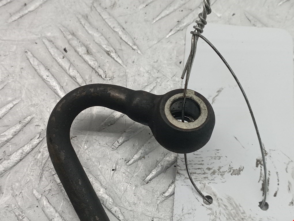 Трубка топливная TOYOTA Hilux VII AN10 AN 20 AN30 2005-2015