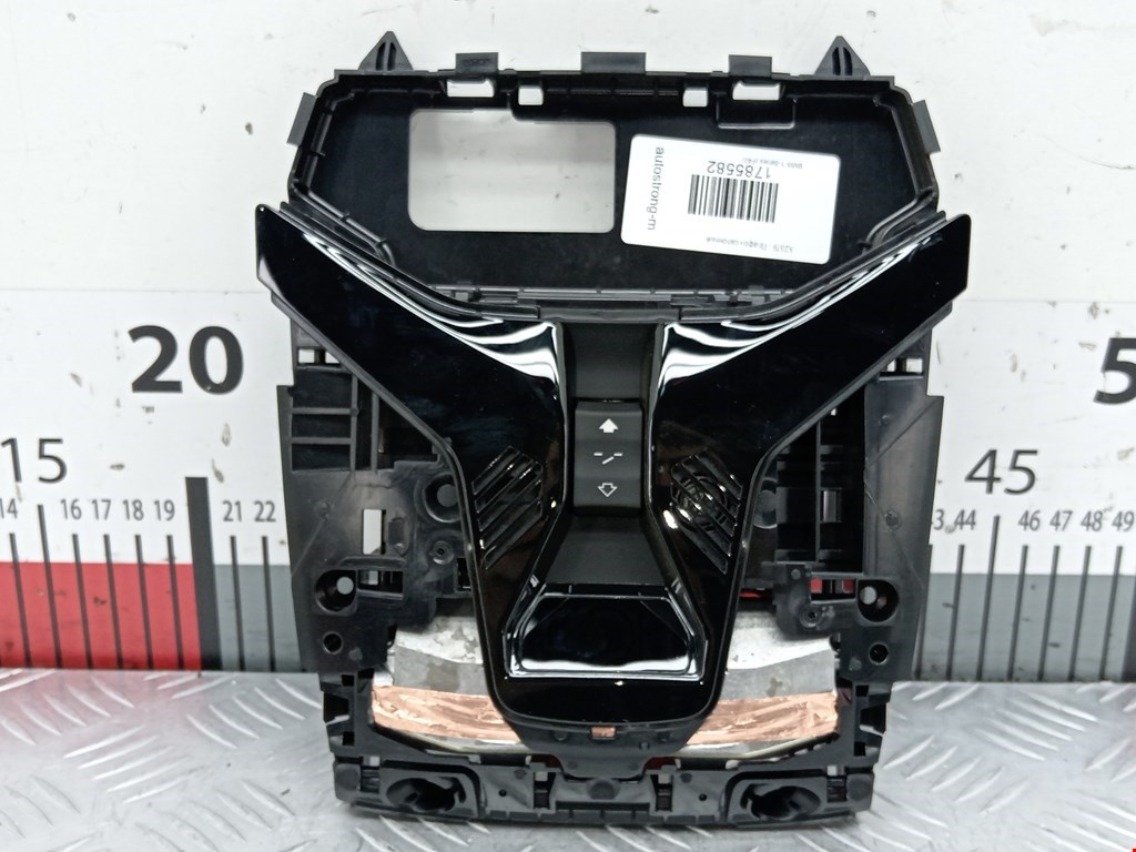 Плафон салонный (салона фонарь) BMW 1er F40 2019-н.в.