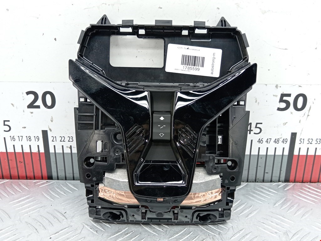 Плафон салонный (салона фонарь) BMW 1er F40 2019-н.в.