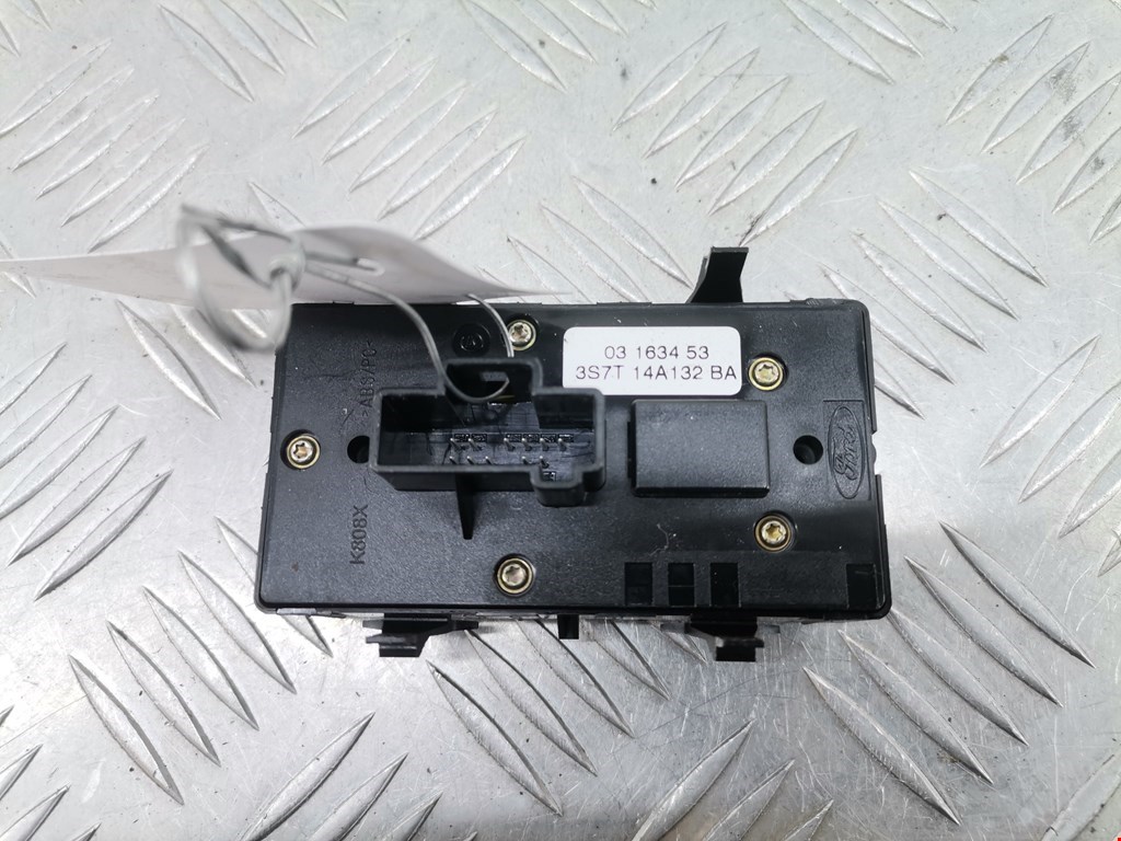 Блок управления стеклоподъемниками FORD Mondeo III 2000-2007