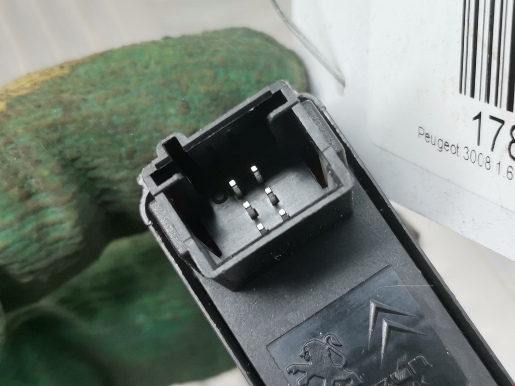 Кнопка стеклоподъемника PEUGEOT Partner 2008-2018