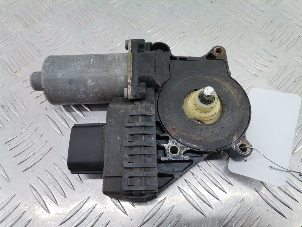 Моторчик (двигатель) стеклоподъемника FORD Mondeo III 2000-2007